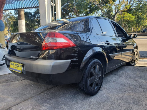 Imagem 2 de 8 de Renault Megane Sedan 2.0 16v (aut) 2008