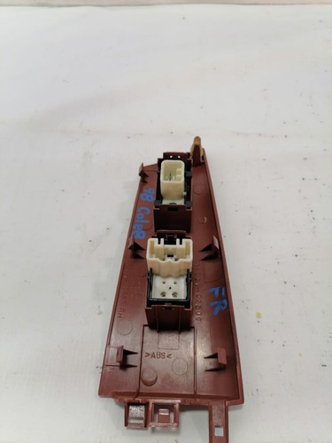 Switch De Cristal Delantero Derech Toyota Corolla 08 (Usado)