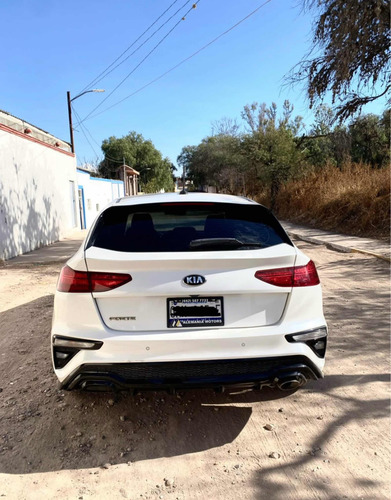 Kia Forte 2.0 Hb Ex At