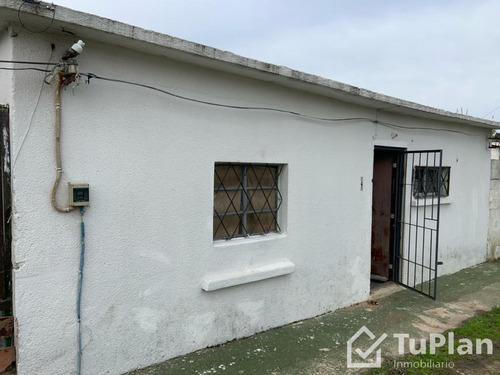 Ref: 3/041 Se Vende Apartamento Tipo Casa De 1 Dormitorio En Manga