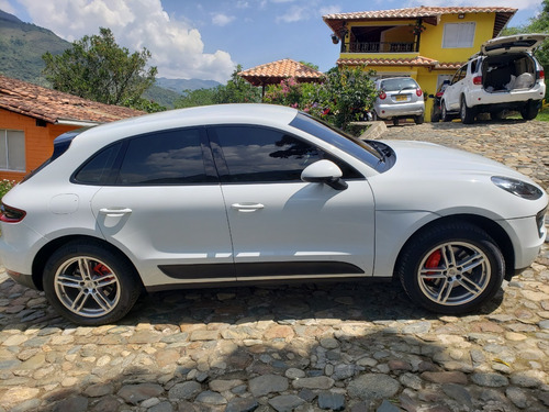 Porsche Macan 2.0t