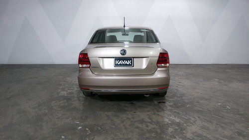 Volkswagen Vento 1.6 STARTLINE AUTO