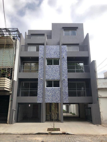 Imagen 2 de 24 de Departamento 3 Ambientes Con Balcón Y Cochera- Coghlan