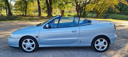 Imagen 9 de 13 de Renault Megane Cabriolet 2.0 16v 150hp