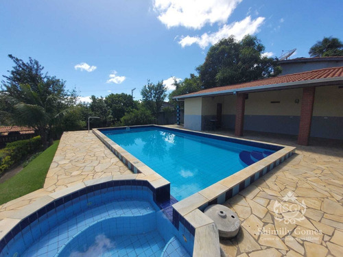 Imagem 3 de 14 de 1.150 M², 03 Dormitórios, Salão, Área Gourmet E Piscina !!