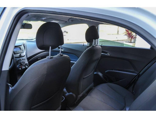Imagem 12 de 15 de Hyundai Hb20 Comfort Plus 1.6 At