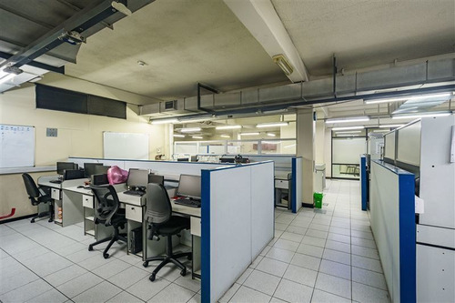 Imagen 12 de 20 de Edificio De Oficinas En Venta En Santiago Para Inversionista