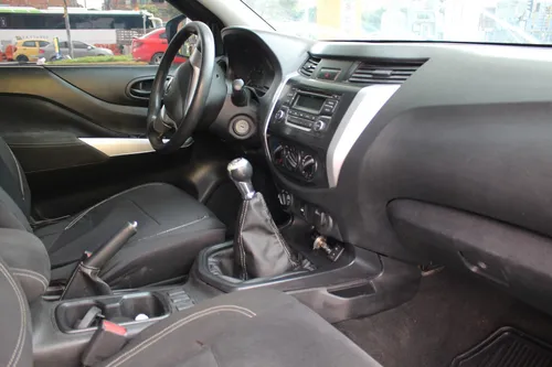 Nissan Frontier 2.5 Np300 4x4