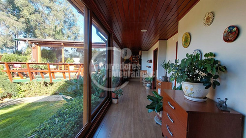 Casa En Venta De 5 Dormitorios En Santo Domingo