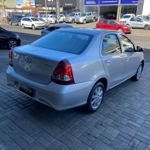 Toyota Etios 1.5 X PLUS SEDAN 16V FLEX 4P AUTOMÁTICO