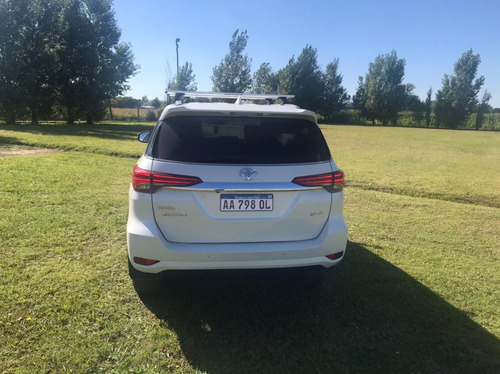 Toyota Sw4 2.8 Srx 177cv 4x4 7as At 2017