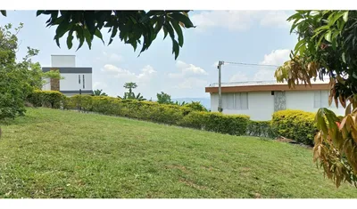 Lote y casalote en venta