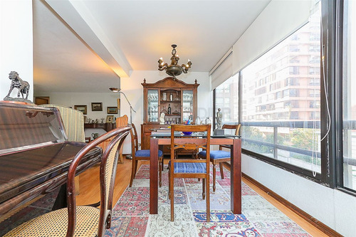 Departamento En Venta De 4 Dorm. En Las Condes