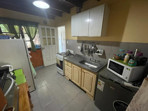 Imagen 11 de 16 de Dúplex En Venta, Gelves 347 (n°4), Belén De Escobar