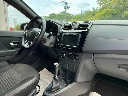Renault Stepway 1.6 Dynamique / Intens Automática
