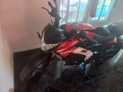 Moto Rouser Ns 200