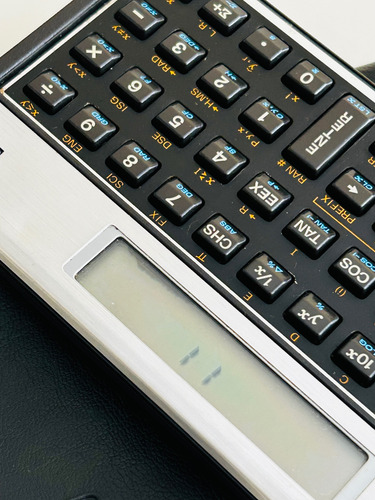 Calculadora Hp 11c Científica Rpn Rara C/ Capinha Original Dourado (Usado)
