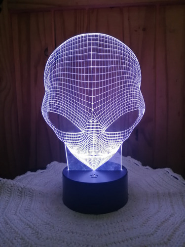 Lampara Led Ilusión 3d Cara De Alien 7 Colores Marcianeke