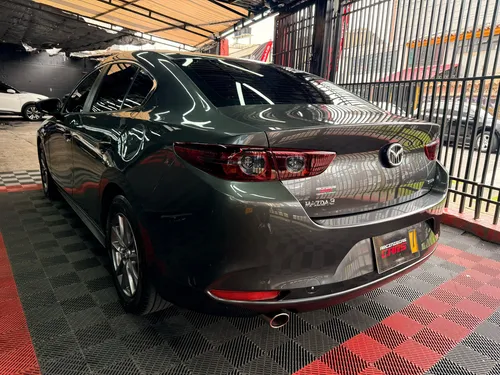Mazda 3 2.0 Prime