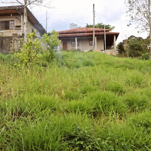 Vende-se Esse Terreno... Localização Ótima 