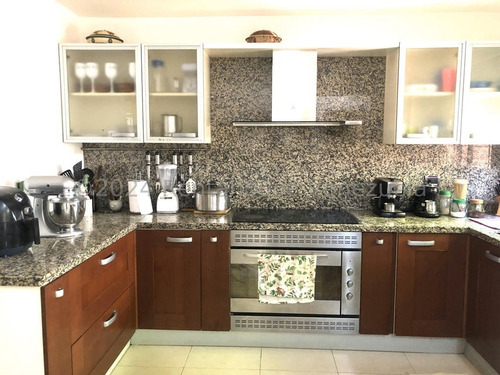 Casa En Calle Cerrada En Alto Prado Mls #24-21618
