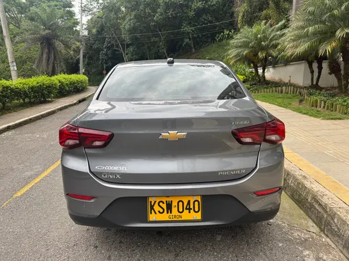 Chevrolet Onix 1.0t Automática