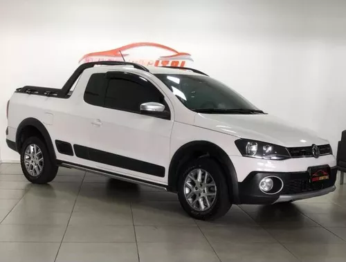 Volkswagen Saveiro Cross em Curitiba