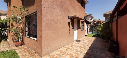 Casa En Venta En Quilicura