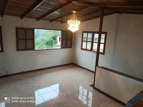 Imagen 13 de 13 de Venta Hermosa Casa Hoyo De La Puerta