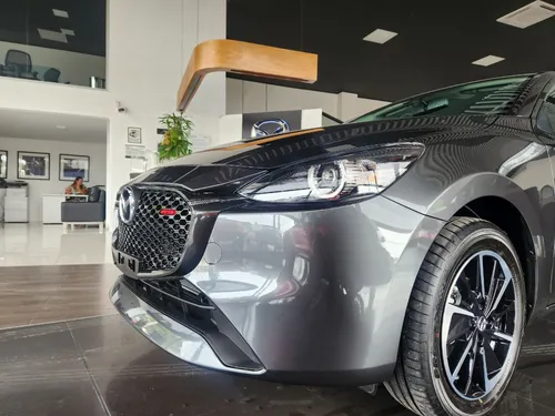 Mazda 2 Sdn Grand Touring Lx 1.5 Modelo 2026 /y
