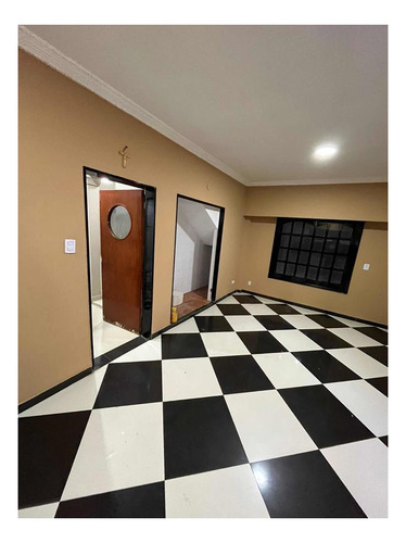 Imagen 17 de 29 de Casa En Venta - 6 Dormitorios 5 Baños - 300mts2 - Tablada