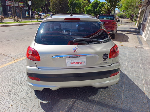 Peugeot 207 Compact 1.6 Xt