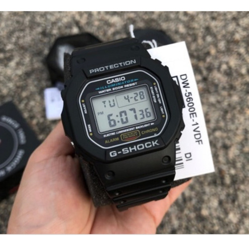 Reloj Casio Gshock Dw-5600e-1v Negro Fondo Ocre