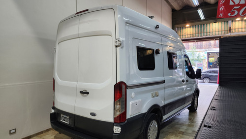 Ford Transit 2.2 Furgon Mediano 350m