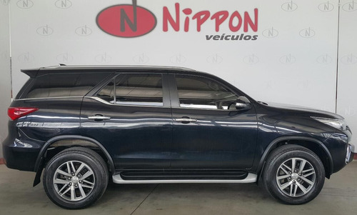 Toyota Hilux Sw4 2.8 Srx 4x4 7 Lugares 16v Turbo