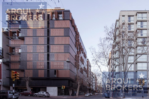 Apartamento De 2 Dormitorios En Venta Con Renta En Centro