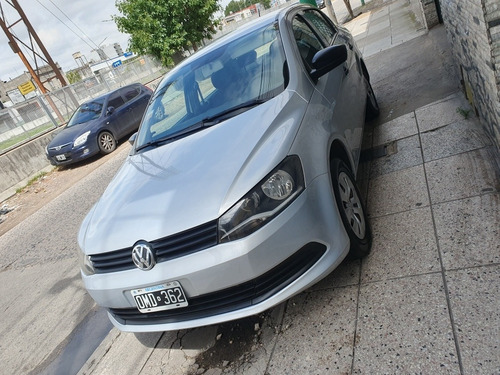 Volkswagen Voyage 1.6 Comfortline 101cv 2015