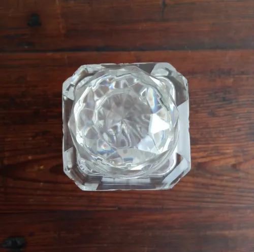Licorera De Cristal Tallado (Usado)