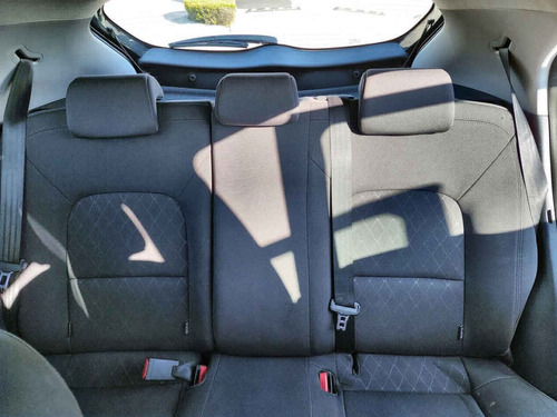 Imagen 11 de 15 de Kia Kia Rio Hb 2017 5p Hb Ex, Tm6, Ve, Qc, F Niebla, R-15