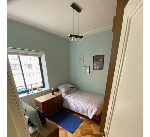 Vendo 2 Excelentes/amplios Deptos Antiguos Pero Remodelados