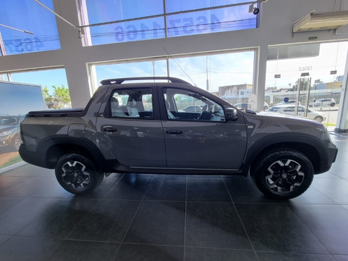 Imagen 3 de 19 de Nueva Renault Oroch Iconic 1.3 Tce 2wd Cvt 2022 Ms