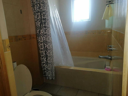 Casa En Venta En Nueva Chapultepec, Morelia, Michoacán De Ocampo C.p. 58280