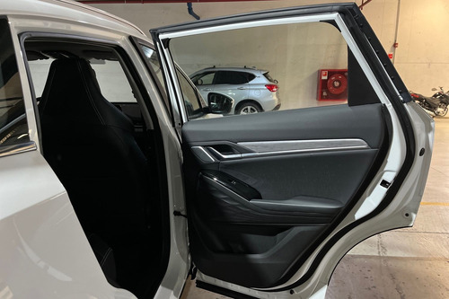 JAC JS6 (IN) LUXURY 1.5 AUT