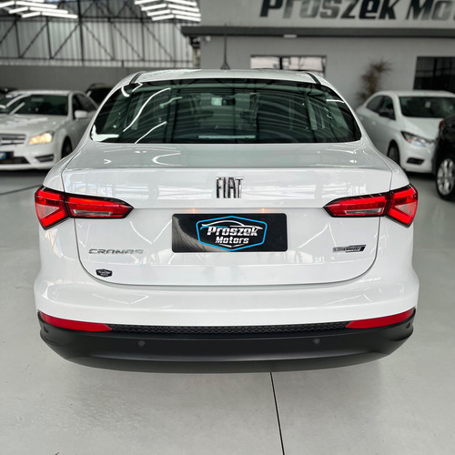 Fiat Cronos 1.3 Drive Flex 4p