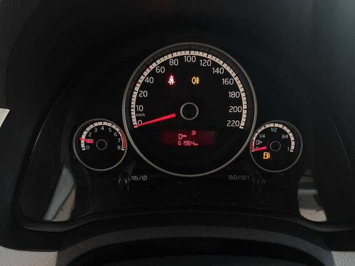 Imagem 10 de 14 de Volkswagen Up! 1.0 Tsi Move 5p
