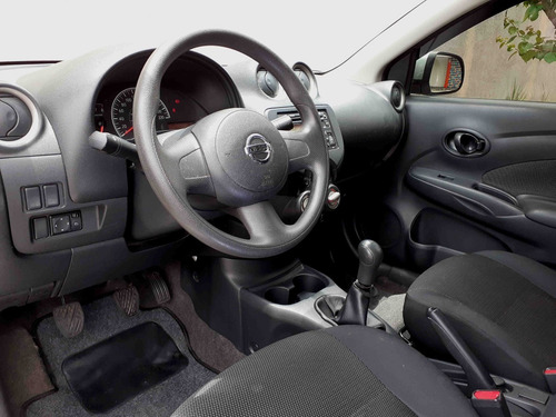 Nissan Versa Sv 1.6 2013 Manual 2° Dona