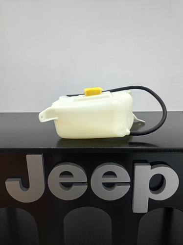 Envase De Refrigerante Jeep Grand Cherokee Wk 2006/2010