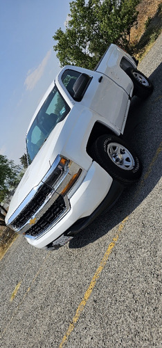 Chevrolet Silverado 4.3 Cabina Regular T/m Aa Mt