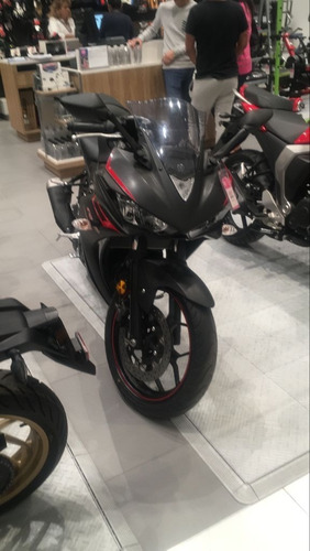 Imagen 5 de 9 de Yamaha Yzrf R3