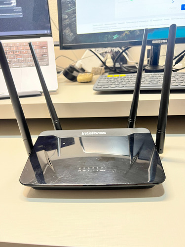 Roteador Action Rf 1200 Wi-fi 5 Intelbras (Usado)